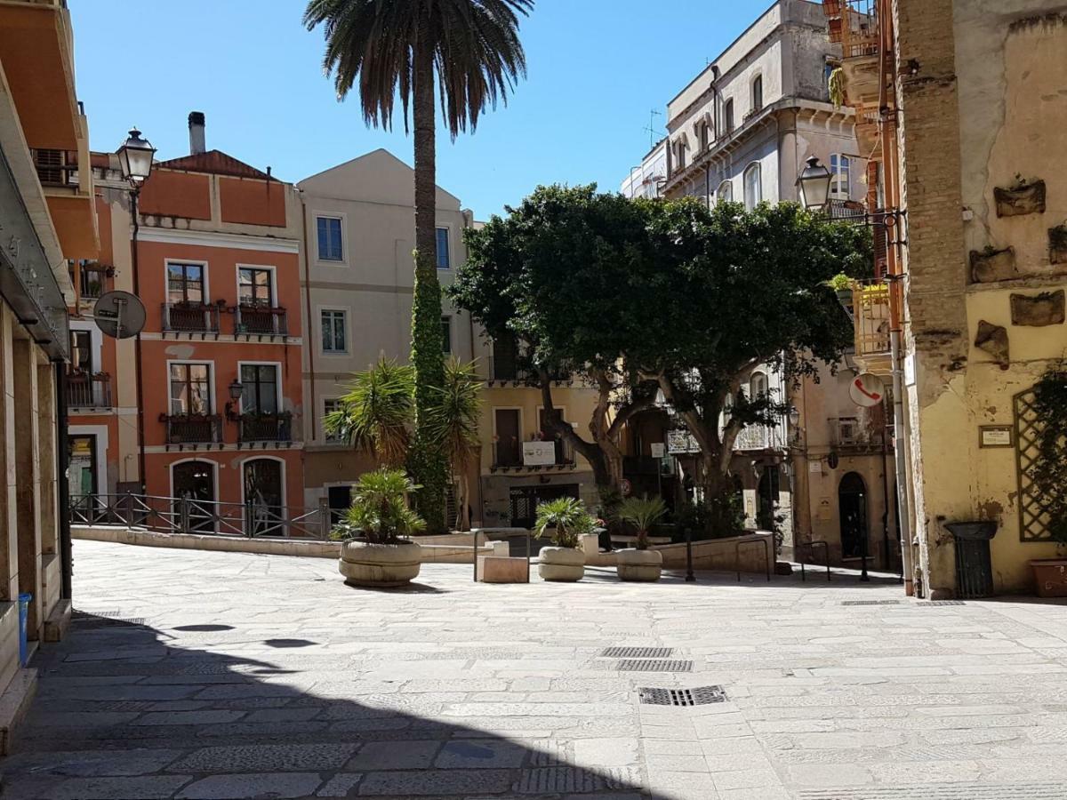 Frank House Apartment Cagliari Bagian luar foto