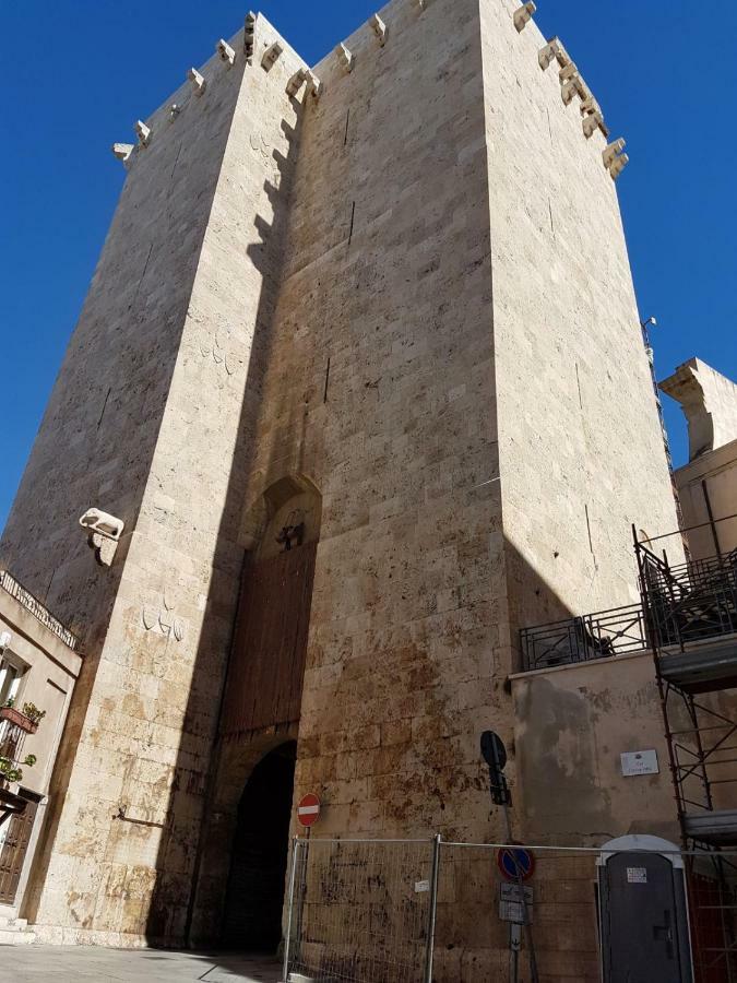 Frank House Apartment Cagliari Bagian luar foto