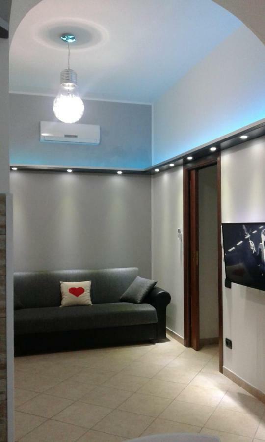 Frank House Apartment Cagliari Bagian luar foto